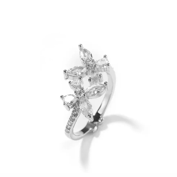 Butterfly ring